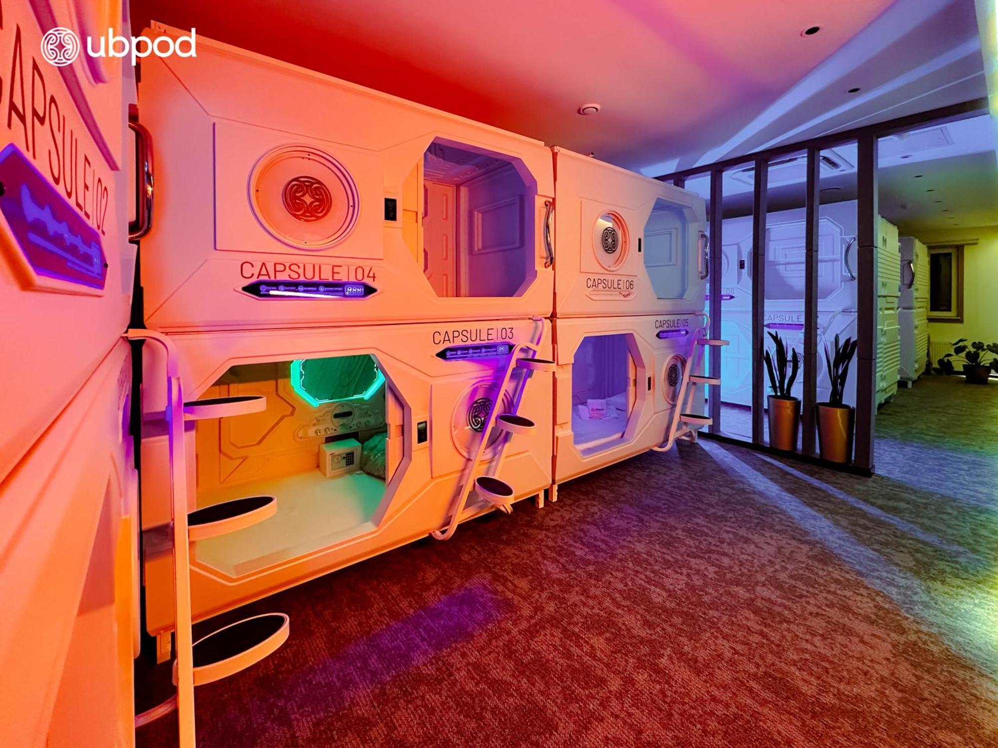 Ubpod- The First Capsule Hotel In Mongolia Ulan Bator Eksteriør bilde